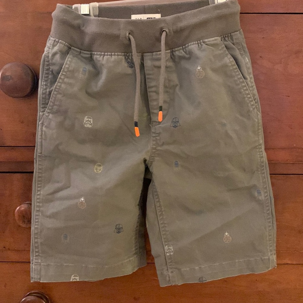 Gap Star Wars gray shorts